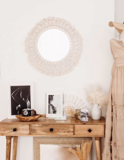 Boudoir Studio Kommode und Bilder
